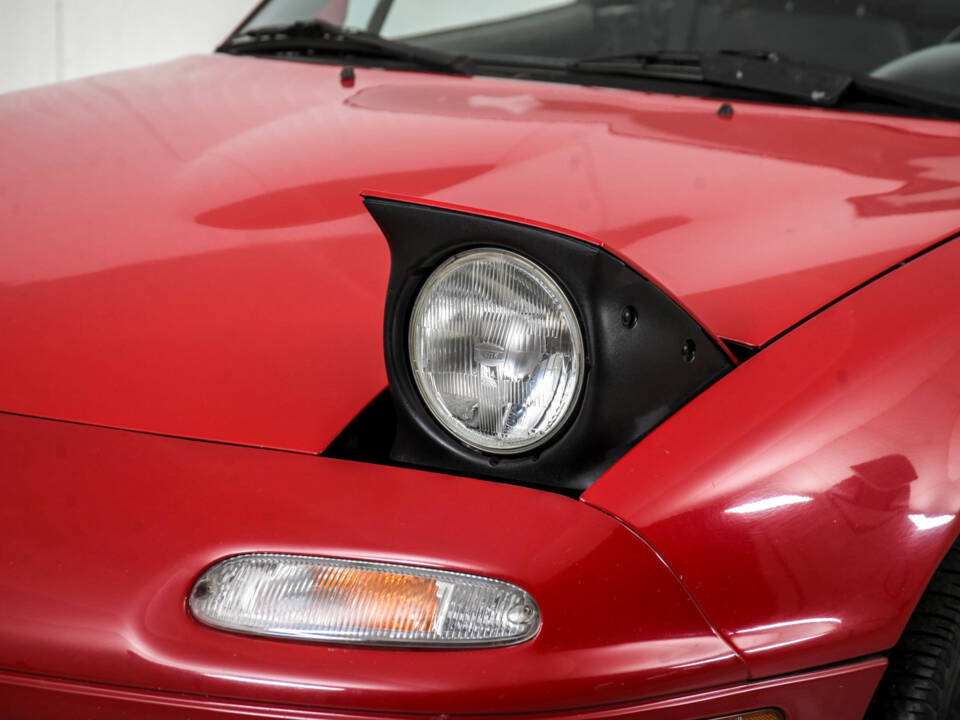 Image 22/50 de Mazda MX-5 1.8 (1994)