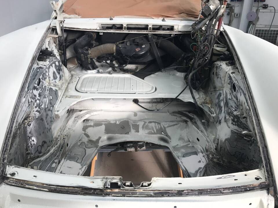 Bild 61/93 von Porsche 911 Carrera 3.0 (1976)