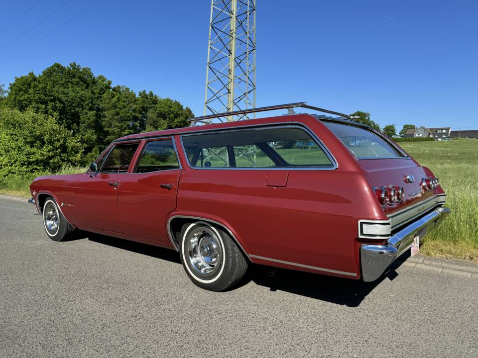 Image 5/20 of Chevrolet Impala Station Wagon (1965)