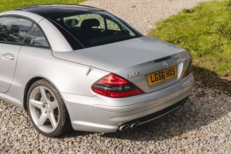 Image 9/50 de Mercedes-Benz SL 55 AMG (2006)