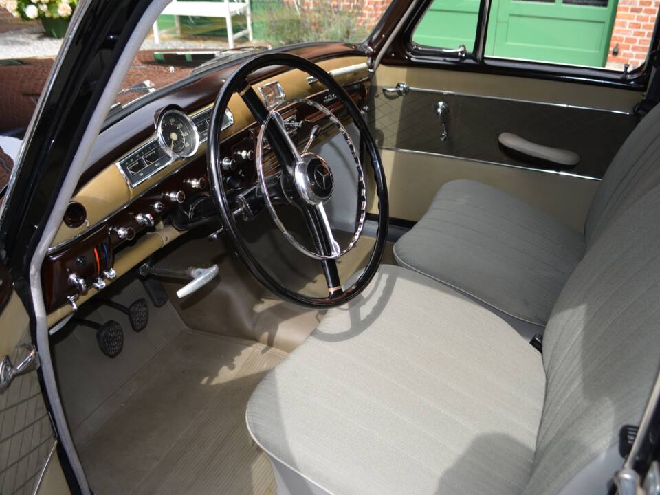 Bild 12/15 von Mercedes-Benz 190 (1956)