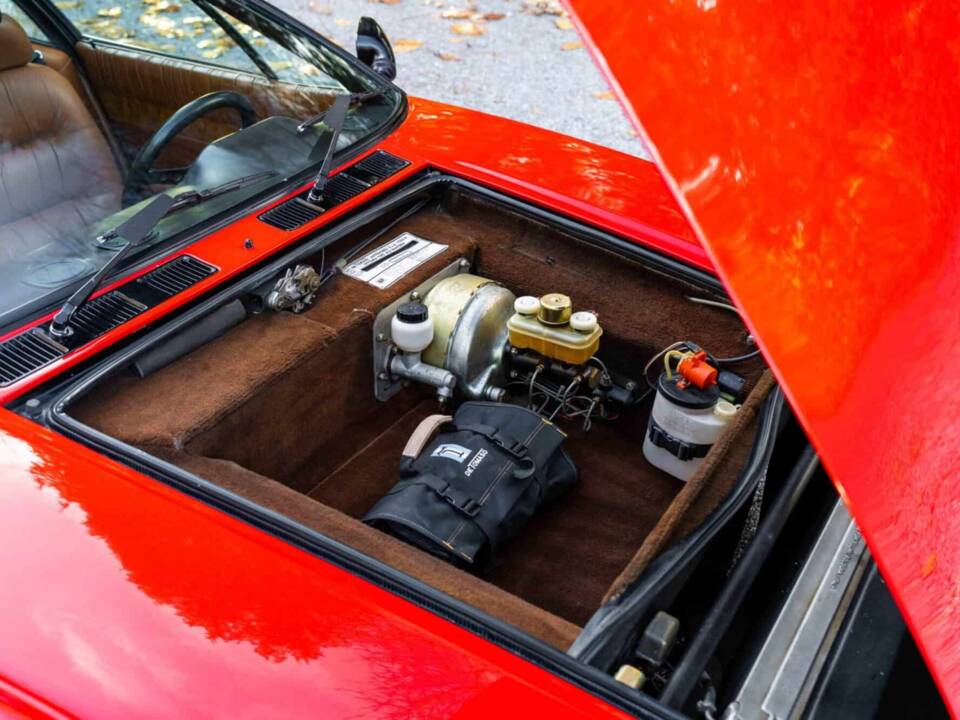 Image 11/61 of De Tomaso Pantera GT5 (1984)