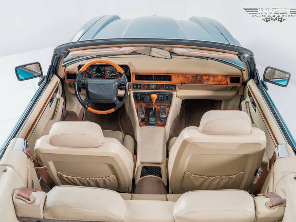 Afbeelding 17/24 van Jaguar XJS 4.0 Celebration (1996)