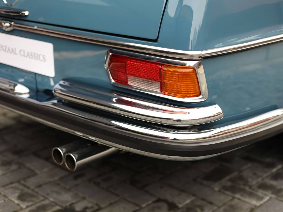 Afbeelding 43/76 van Mercedes-Benz 280 SE (1968)