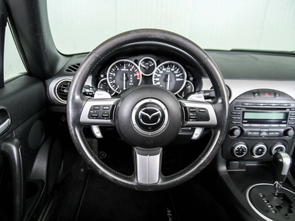 Imagen 8/50 de Mazda MX-5 2.0 (2009)