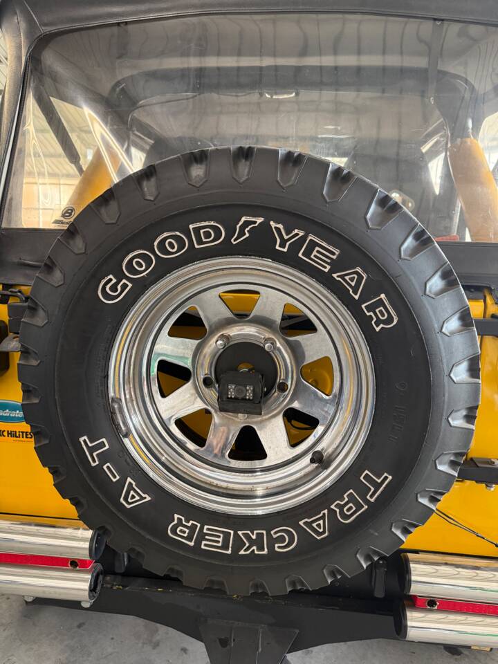 Image 34/51 of Jeep CJ-7 Renegade (1981)