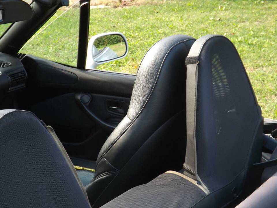 Bild 38/50 von BMW Z3 Cabriolet 3.0 (2000)