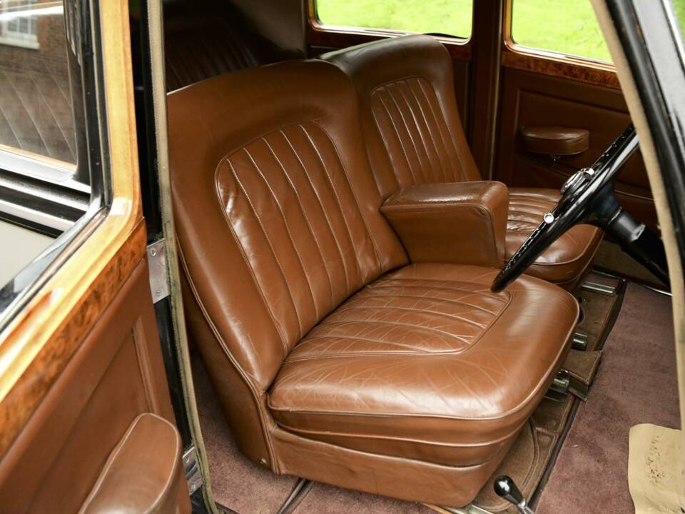 Image 31/50 of Bentley Mark VI (1950)
