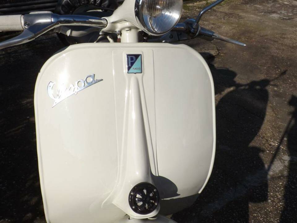 Bild 33/50 von Piaggio Vespa 150 (1956)