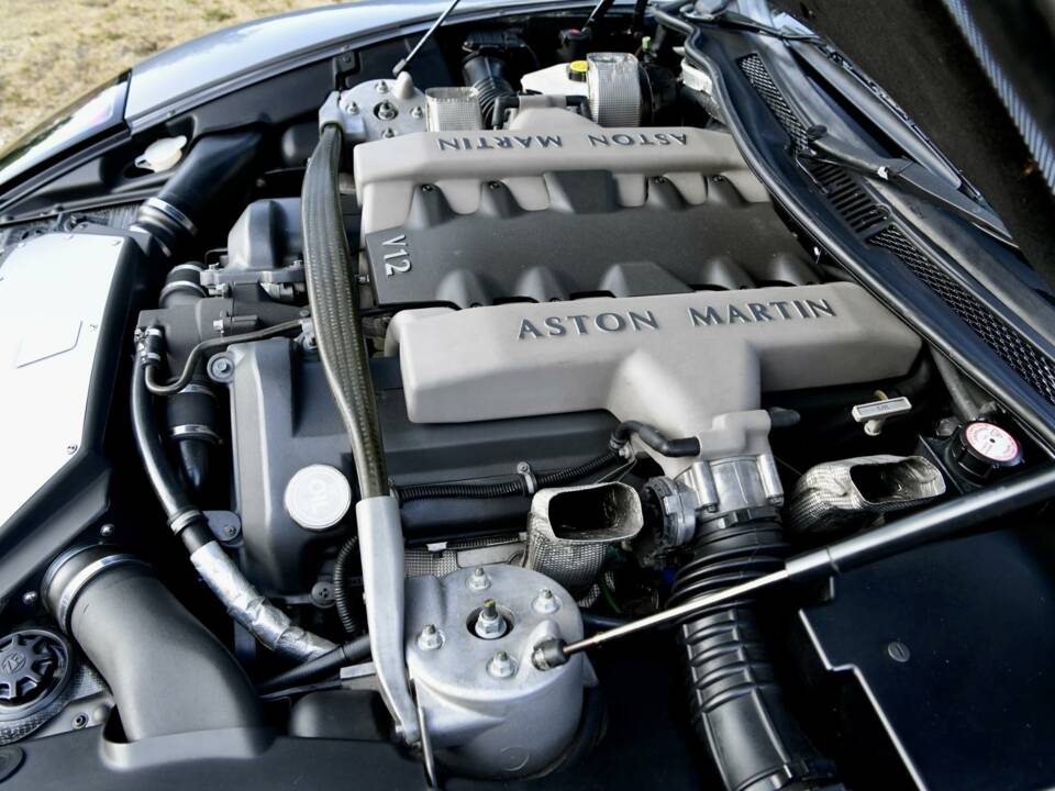 Bild 41/50 von Aston Martin V12 Vanquish (2001)
