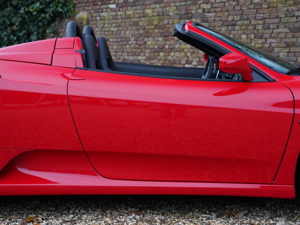 Imagen 32/50 de Ferrari F430 Spider (2008)