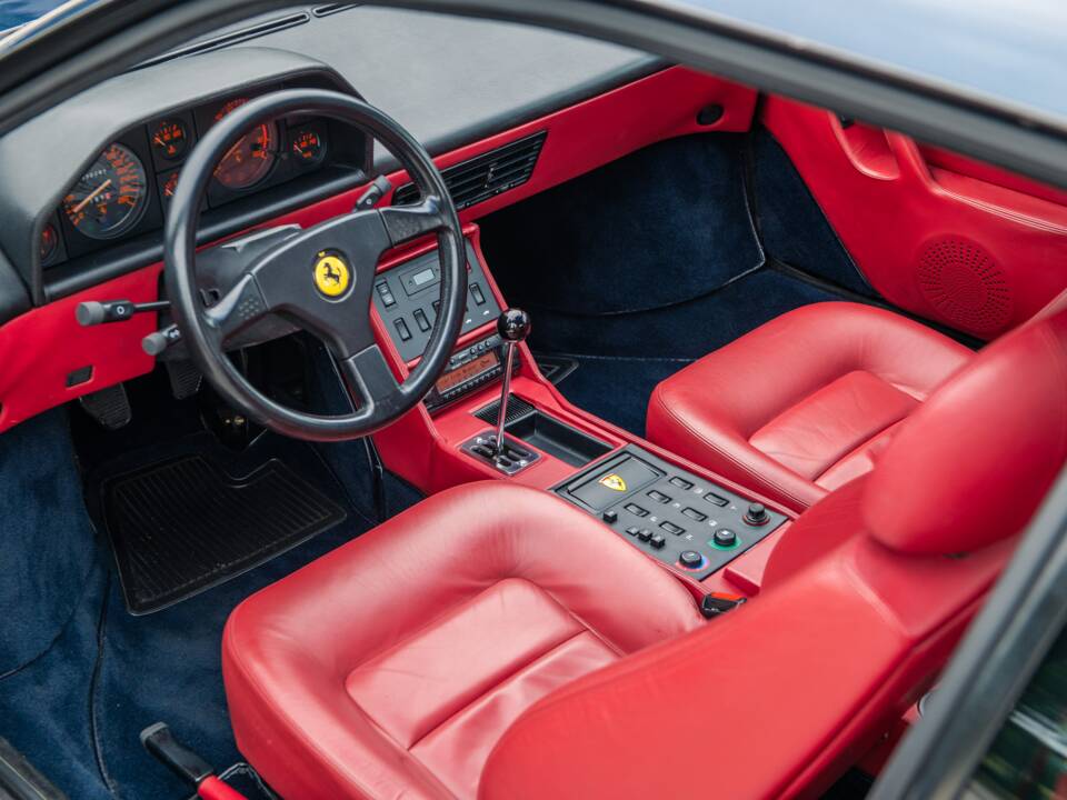 Immagine 22/42 di Ferrari Mondial T (1990)