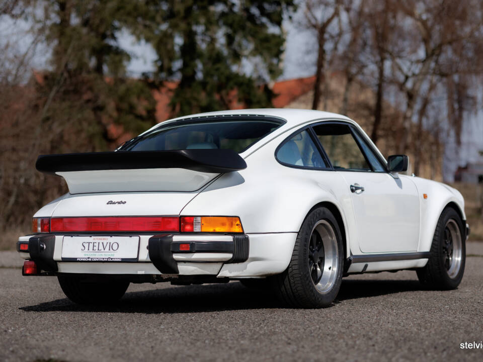 Image 12/46 of Porsche 911 Turbo 3.3 (1980)