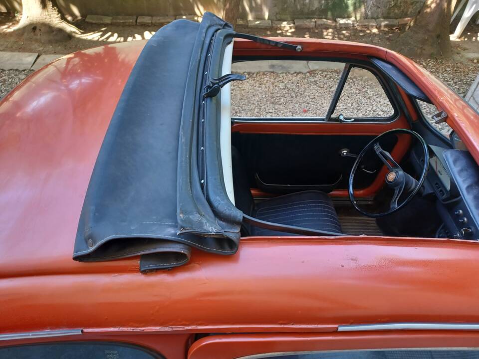 Image 26/56 of FIAT 500 L (1971)