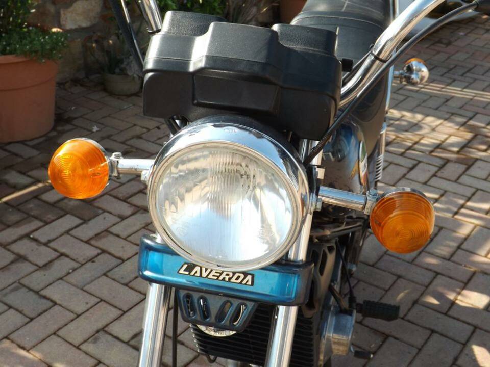 Immagine 5/47 di Laverda 125 LB Custom (1988)
