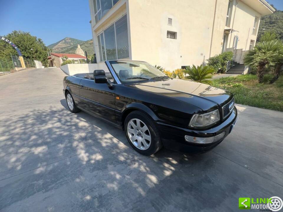 Immagine 3/10 di Audi Cabriolet 1.9 TDI (1998)