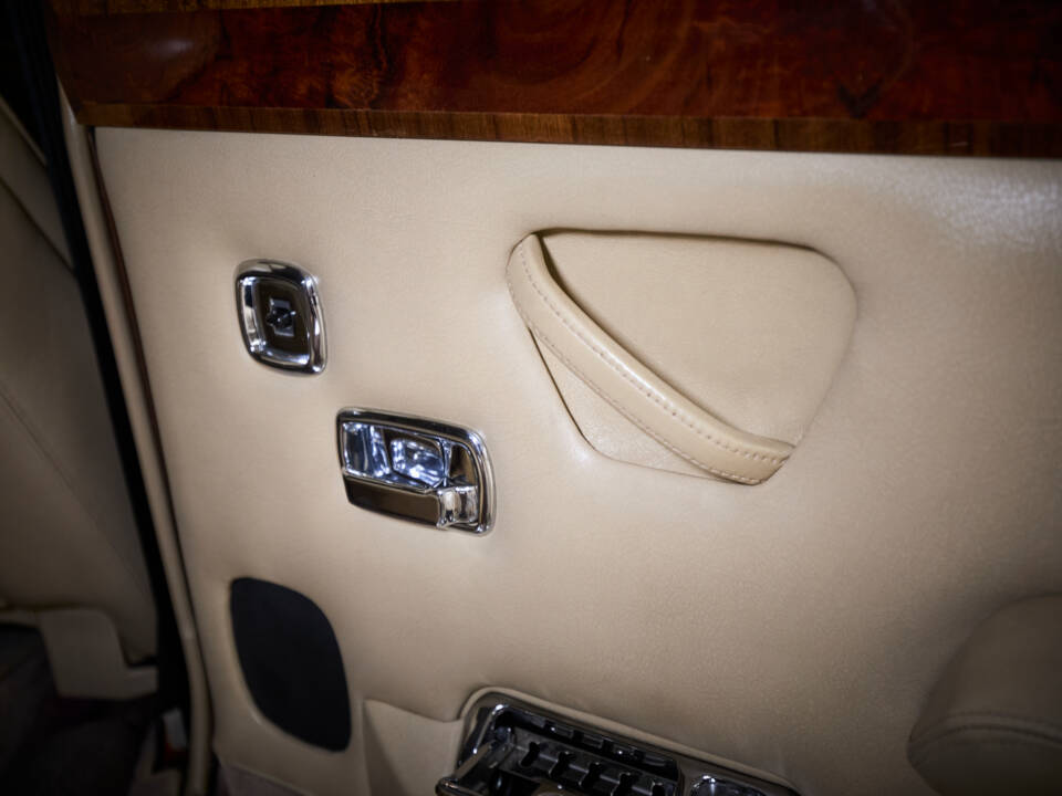 Bild 52/100 von Rolls-Royce Silver Shadow II (1980)