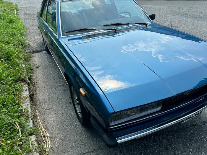 Image 6/7 of FIAT 130 Coupé (1972)