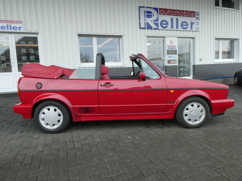 Bild 8/23 von Volkswagen Golf I Cabrio 1.8 (1990)