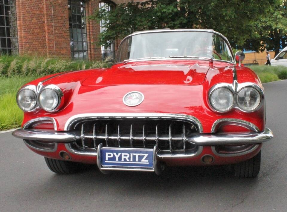 Image 6/21 of Chevrolet Corvette (1959)