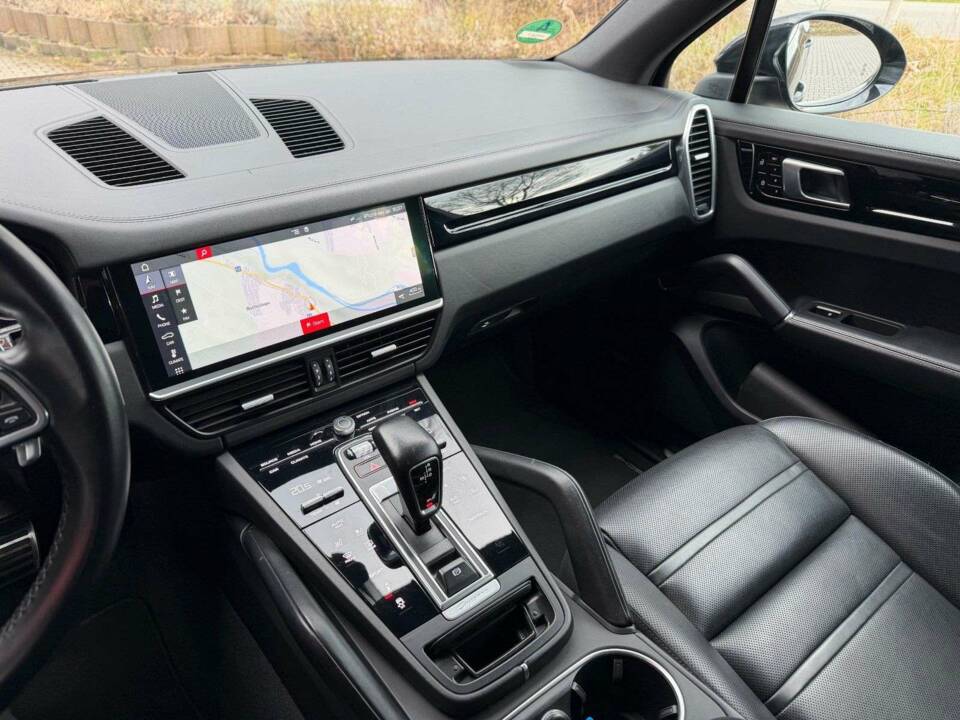 Bild 14/26 von Porsche Cayenne (2019)