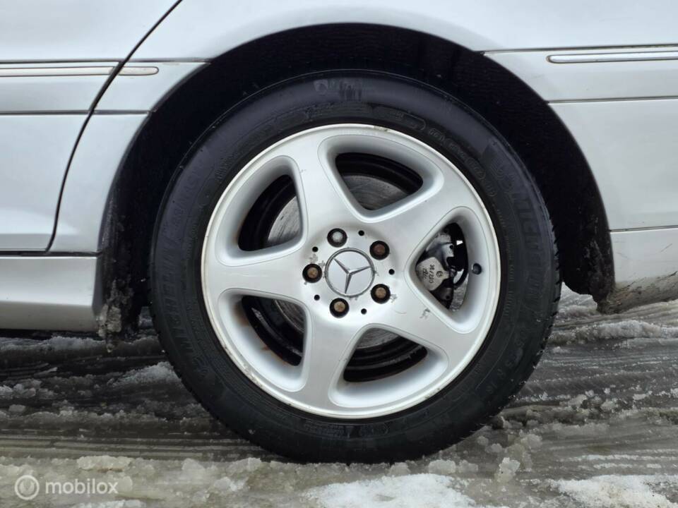 Bild 14/39 von Mercedes-Benz C 180 Kompressor T (2002)