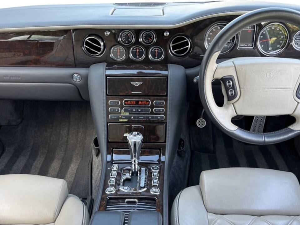 Immagine 20/38 di Bentley Brooklands (2008)
