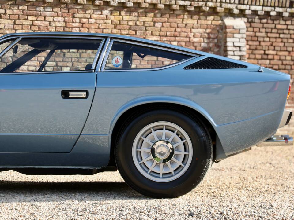 Image 38/50 of Maserati Khamsin (1976)