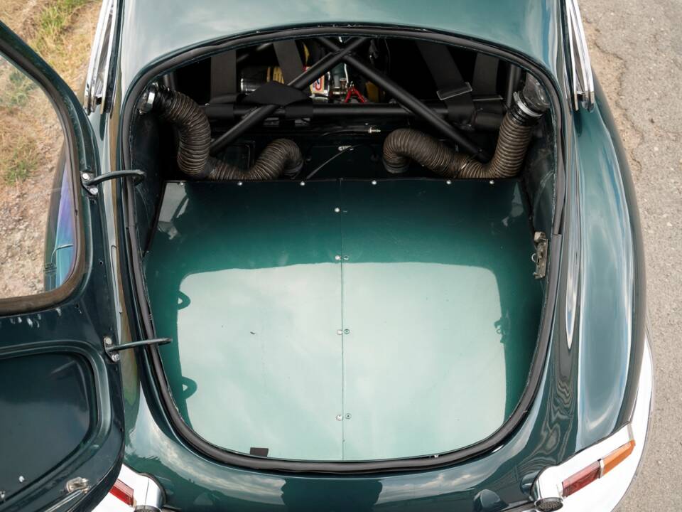 Image 15/20 de Jaguar Type E 3.8 (1961)
