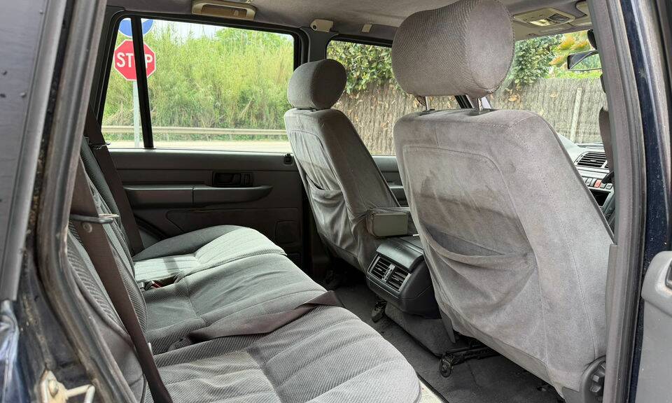 Image 8/8 of Land Rover Range Rover 2.5 DSE (1998)