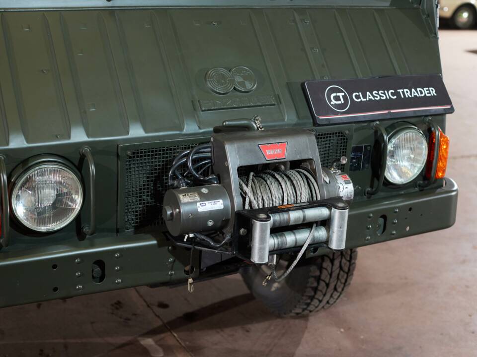 Image 23/68 of Steyr-Puch Pinzgauer 710 K (1973)