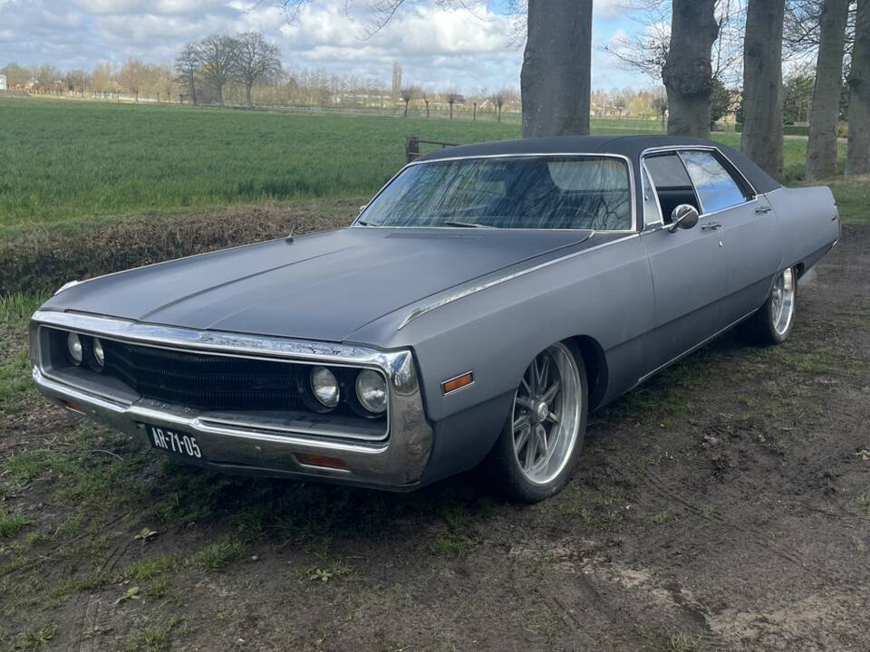 Bild 4/8 von Chrysler Newport Hardtop Coupe (1970)