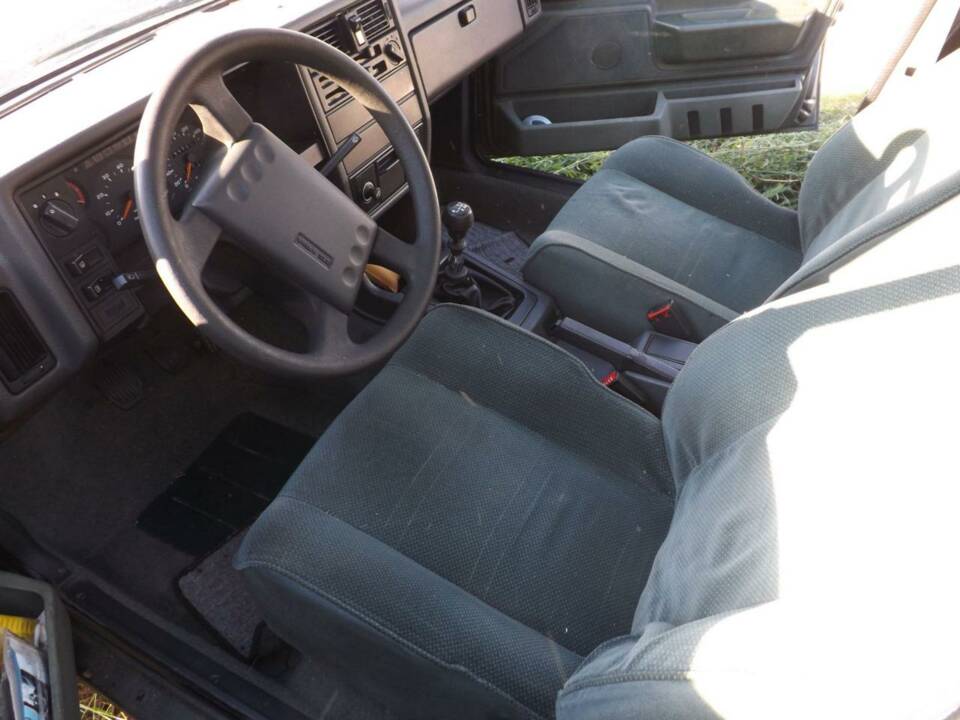 Immagine 6/50 di Volvo 360 GLE (1986)