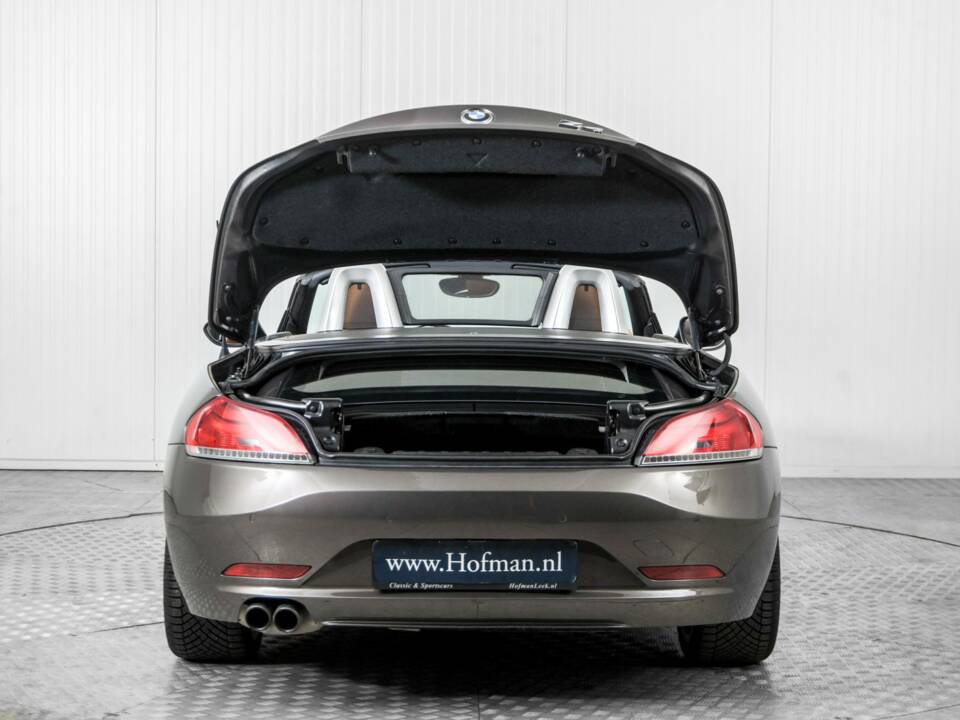 Image 46/50 of BMW Z4 sDrive23i (2011)