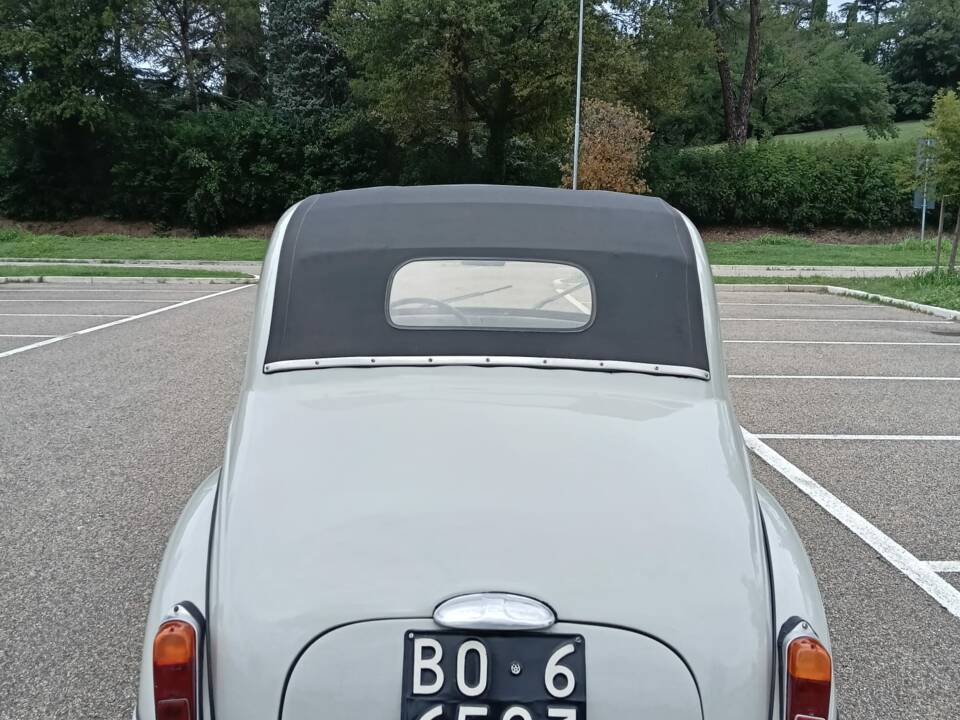 Image 4/6 of FIAT 500 C Topolino (1954)