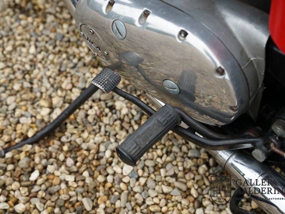 Bild 16/34 von BSA DUMMY (1975)