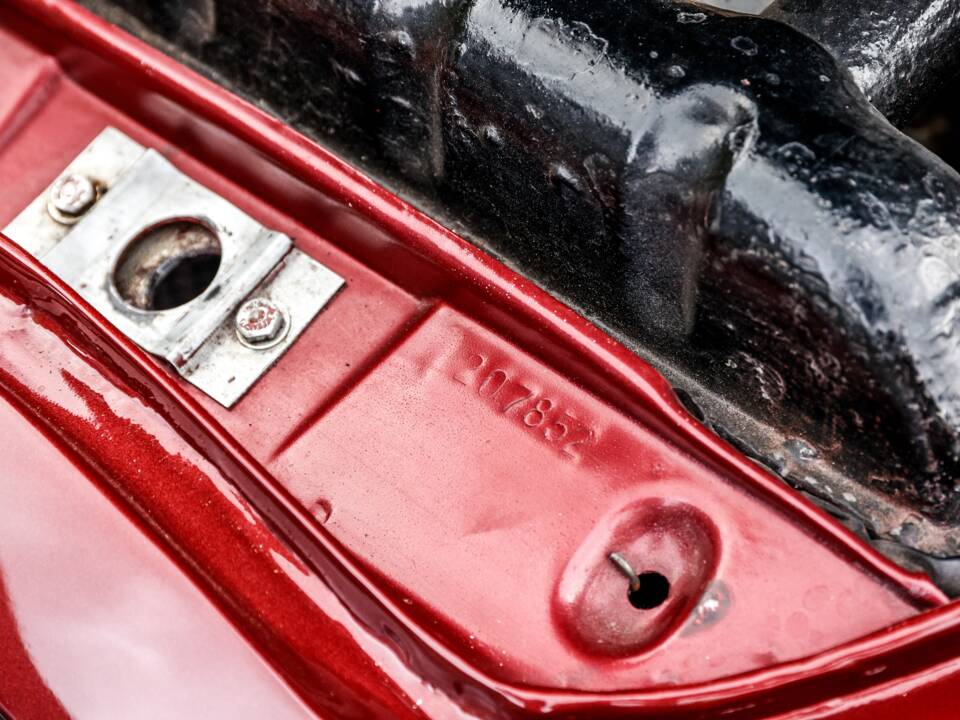 Image 39/42 of Jaguar Mk II 3.8 (1962)