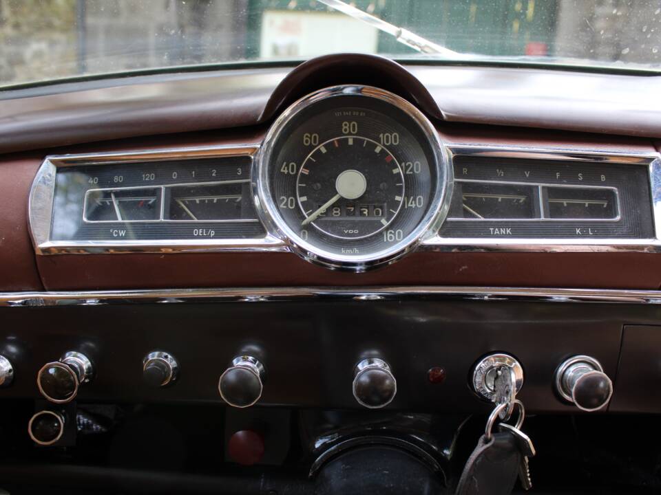 Image 27/50 of Mercedes-Benz 219 (1959)