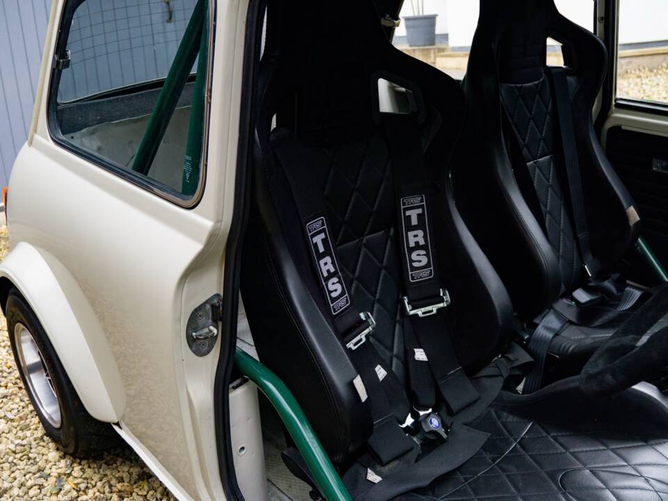 Bild 4/16 von Austin Mini 1275 GT (1973)