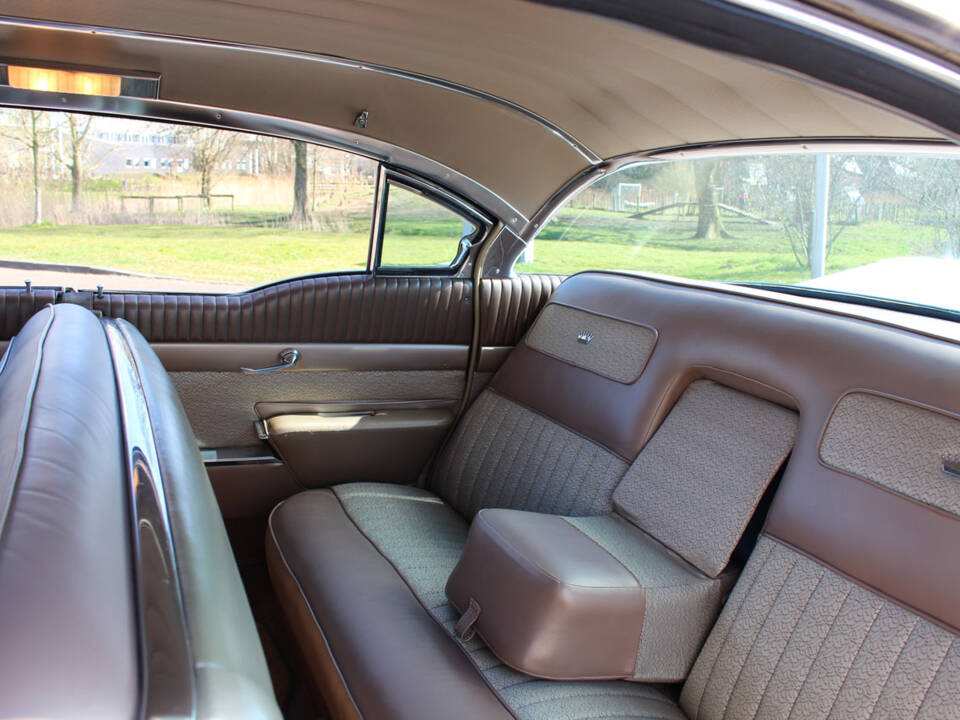 Image 14/29 of Cadillac 60 Special Fleetwood (1958)