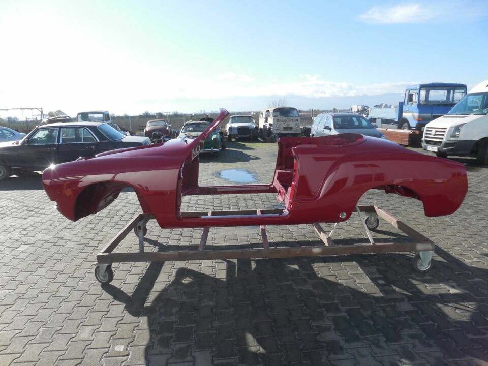 Image 60/63 of Volkswagen Karmann Ghia 1500 (1971)