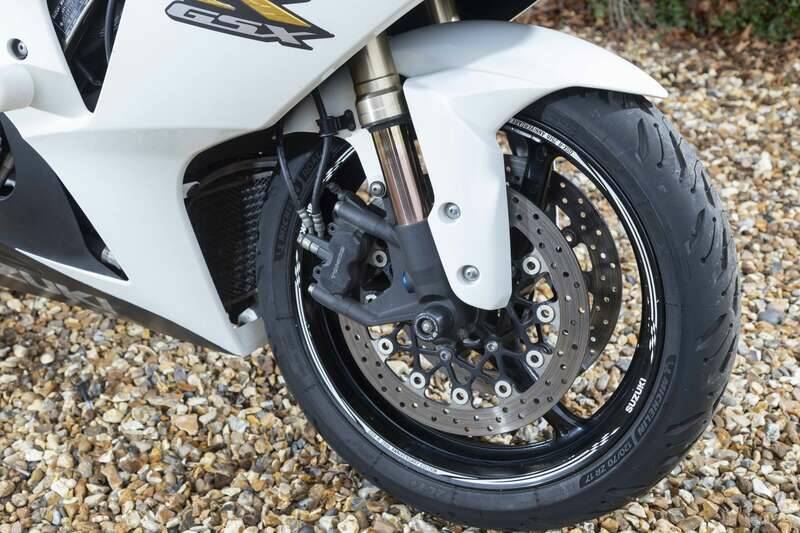 Bild 20/40 von Suzuki GSX-R 1000 (2010)