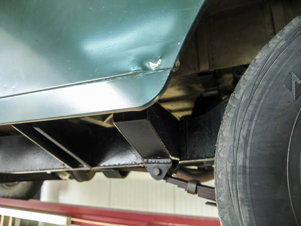 Image 46/50 of Land Rover 109 (1978)