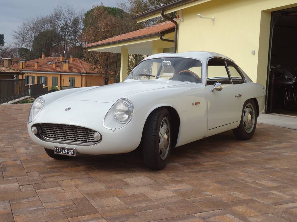 Image 1/31 of O.S.C.A. 1600 GT Zagato (1962)