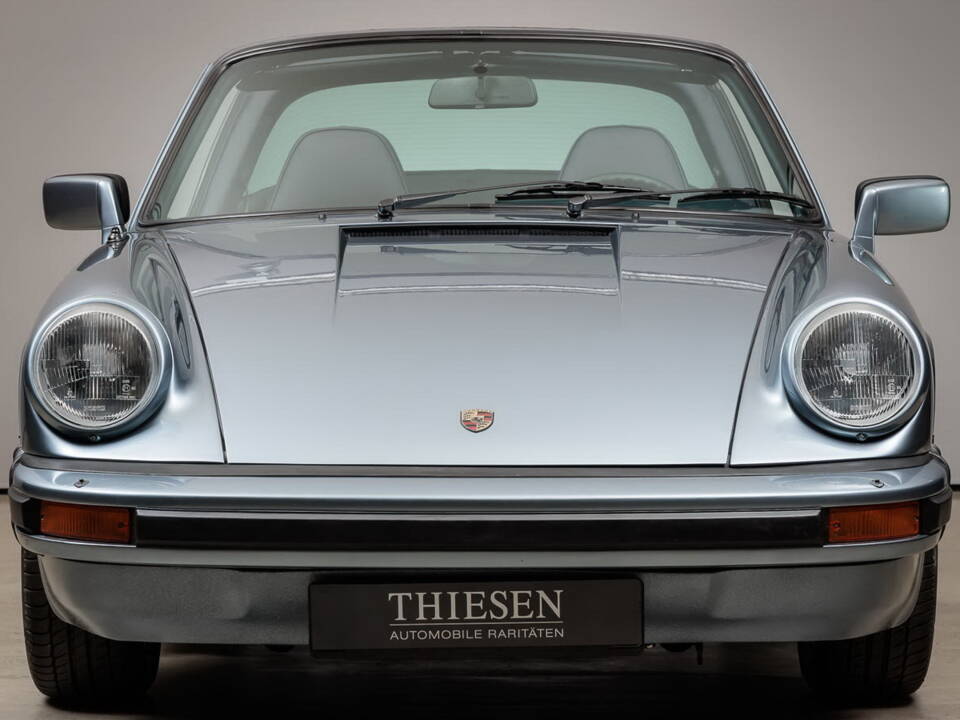 Image 10/41 of Porsche 911 SC 3.0 (1982)