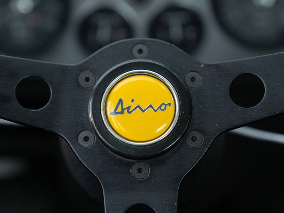 Image 45/50 of Ferrari Dino 246 GT (1971)