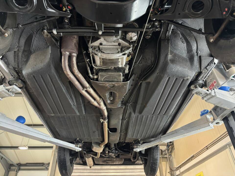 Image 27/29 of Mercedes-Benz 220 SE b (1963)