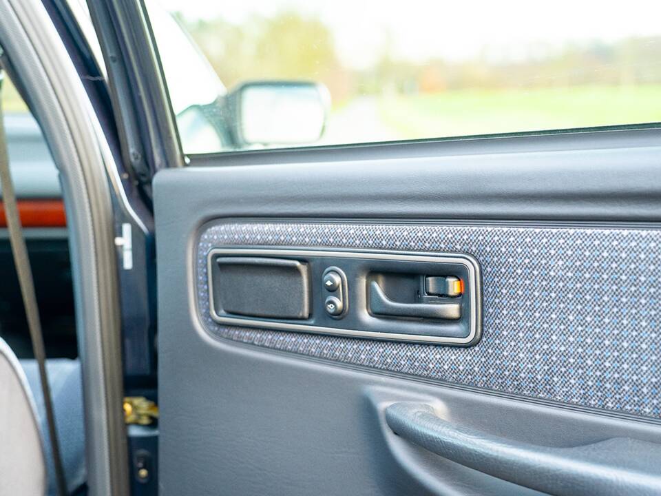 Imagen 32/55 de Ford Scorpio 2,9i (1991)