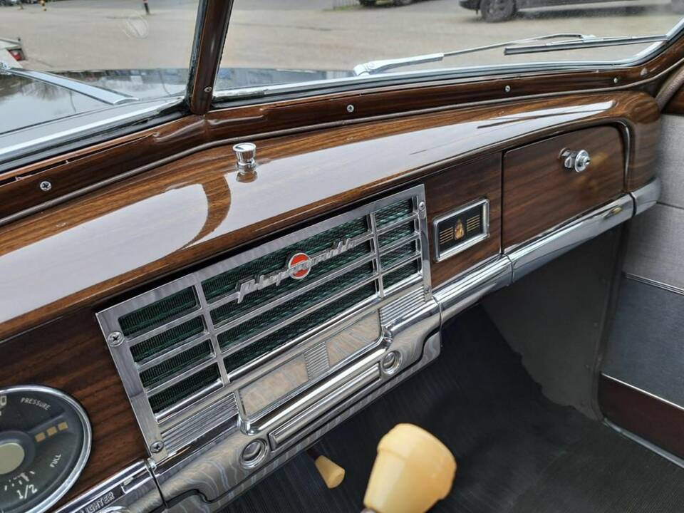 Image 6/8 of Plymouth Special Suburban (1950)