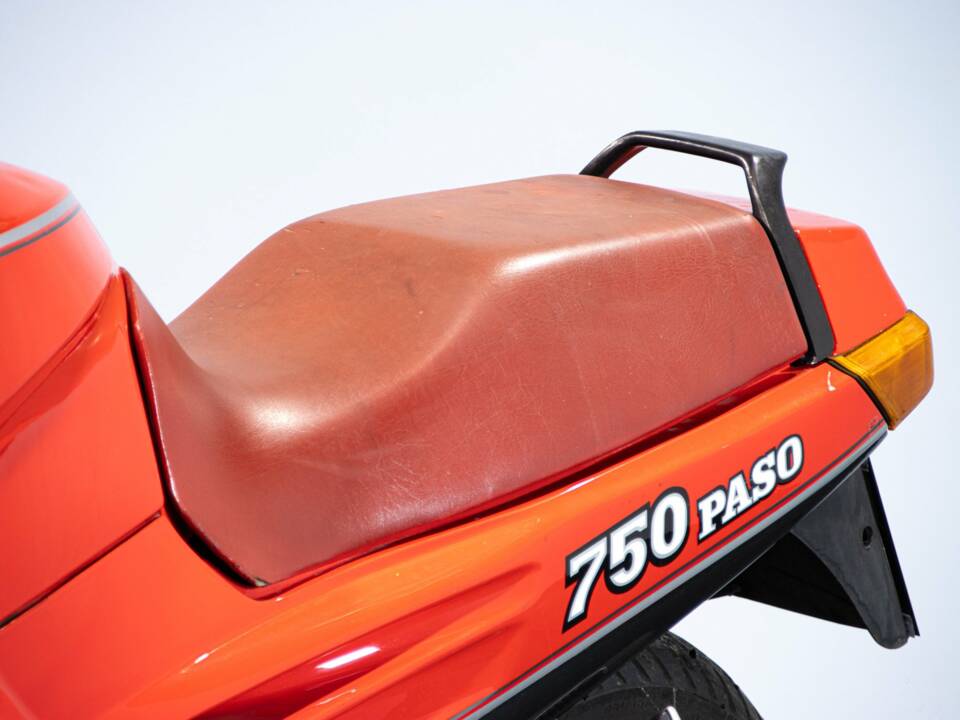 Bild 30/42 von Ducati DUMMY (1988)